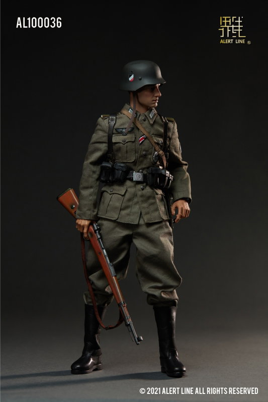 WWII German Army Soldier image 6
