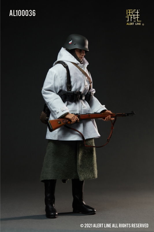 WWII German Army Soldier image 7