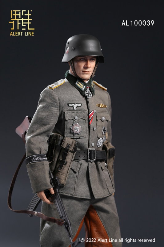 WWII German Cavalry Officer image 7