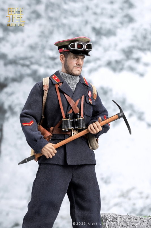 WWII Soviet Mountain Infantry Officer image 9