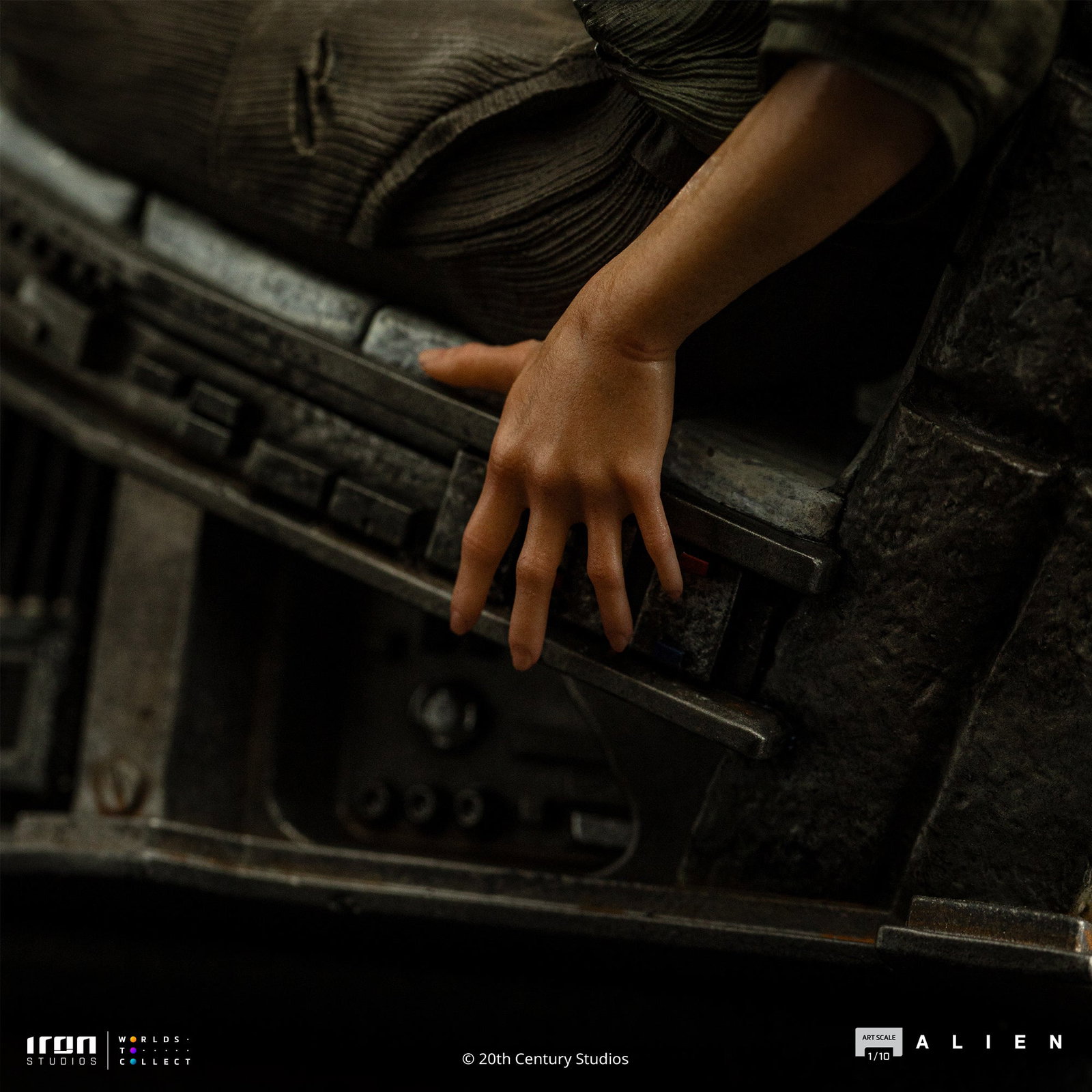 Ellen Ripley & Dog Alien - Alien 3 image 10