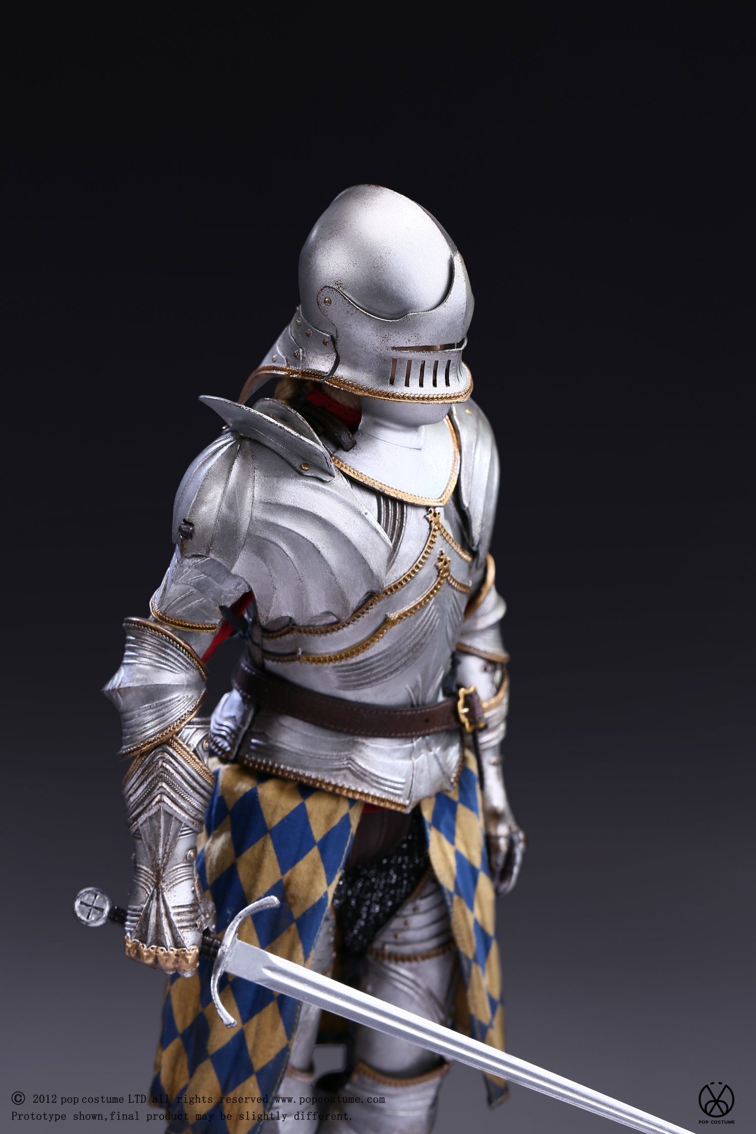 Gothic Knight Silver Armor Version image 7