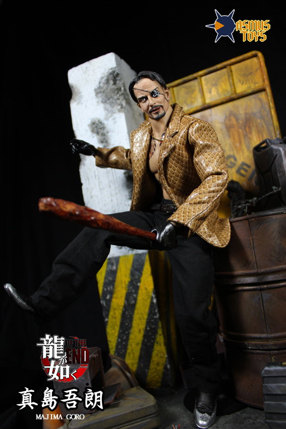 Majima Goro (Golden Vest Version) image 8