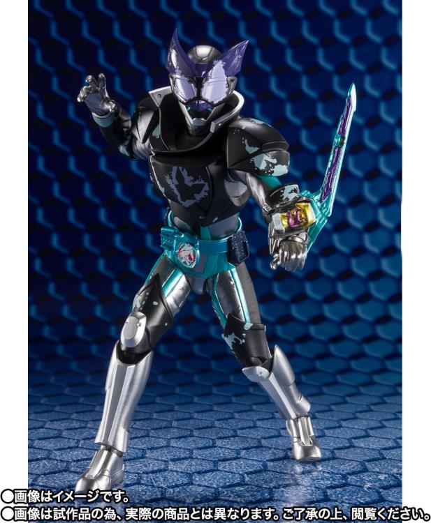 Kamen Rider Revice S.H.Figuarts Kamen Rider Evil (Bat Genome & Jackal Genome) Exclusive image 8