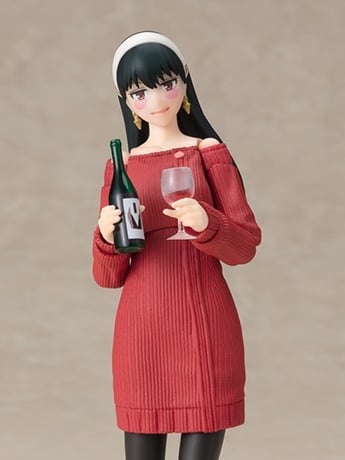 Spy x Family S.H.Figuarts Yor Forger (Mother of the Forger Family Ver.) image 2