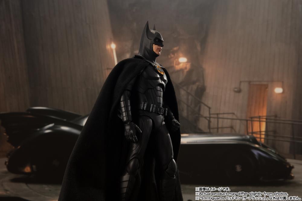 The Flash (2023) S.H.Figuarts Batman image 10