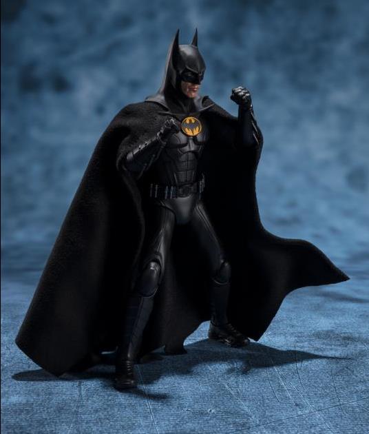 The Flash (2023) S.H.Figuarts Batman image 4