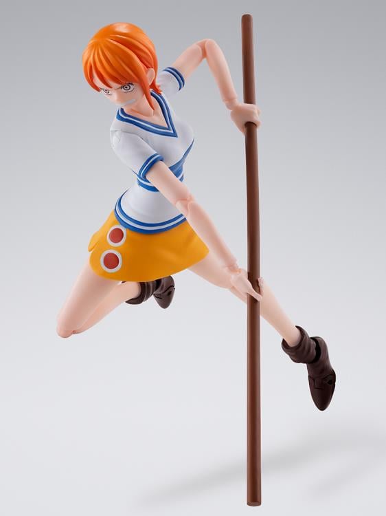 One Piece S.H.Figuarts Nami (Romance Dawn) image 7