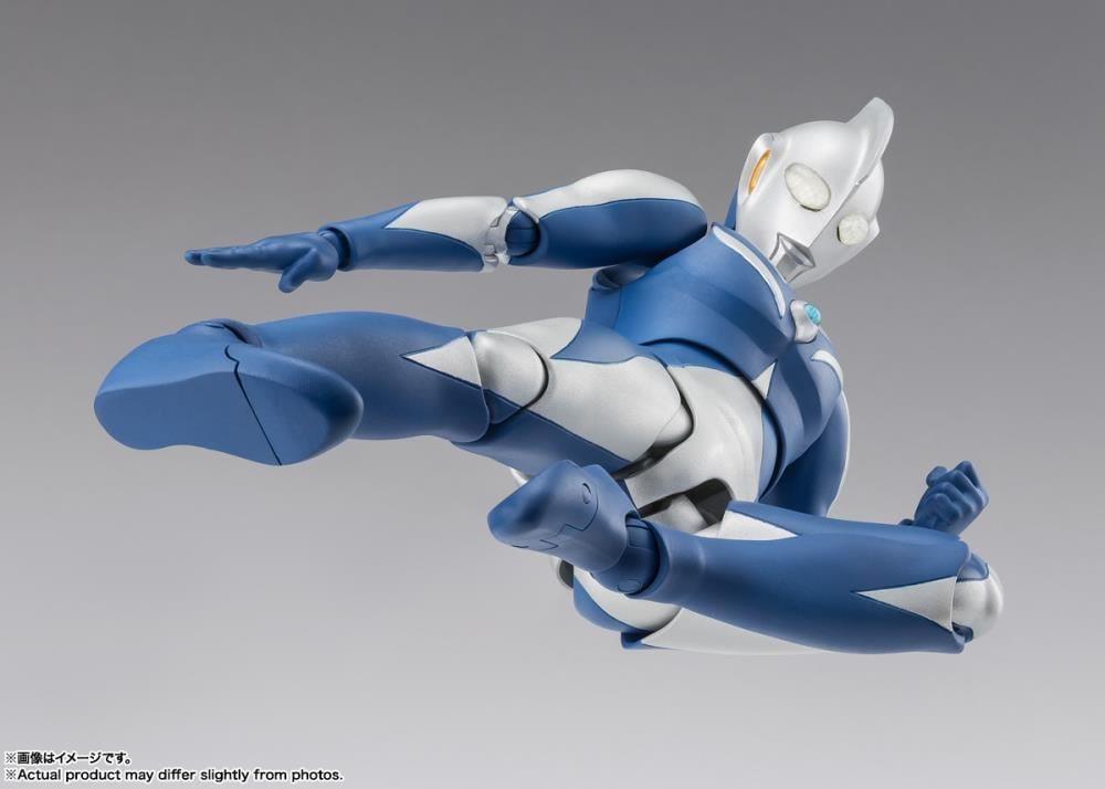 Ultraman Cosmos S.H.Figuarts Ultraman Cosmos Luna Mode image 8