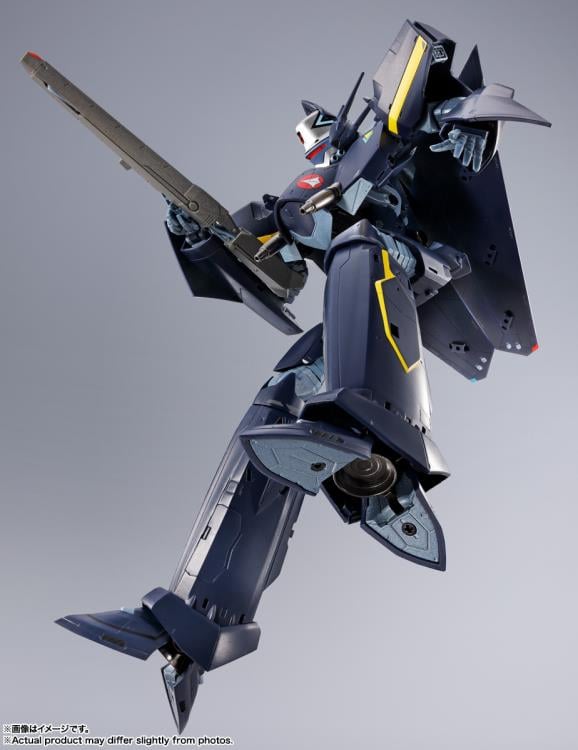 Macross 7 DX Chogokin VF-17S Nightmare Stealth Valkyrie (Gamlin Kizaki) image 6