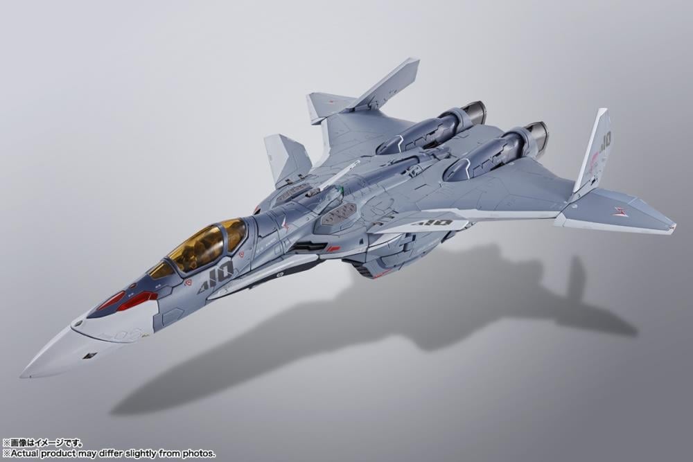 Macross Delta 10th Anniversary DX Chogokin VF-31A Kairos image 5