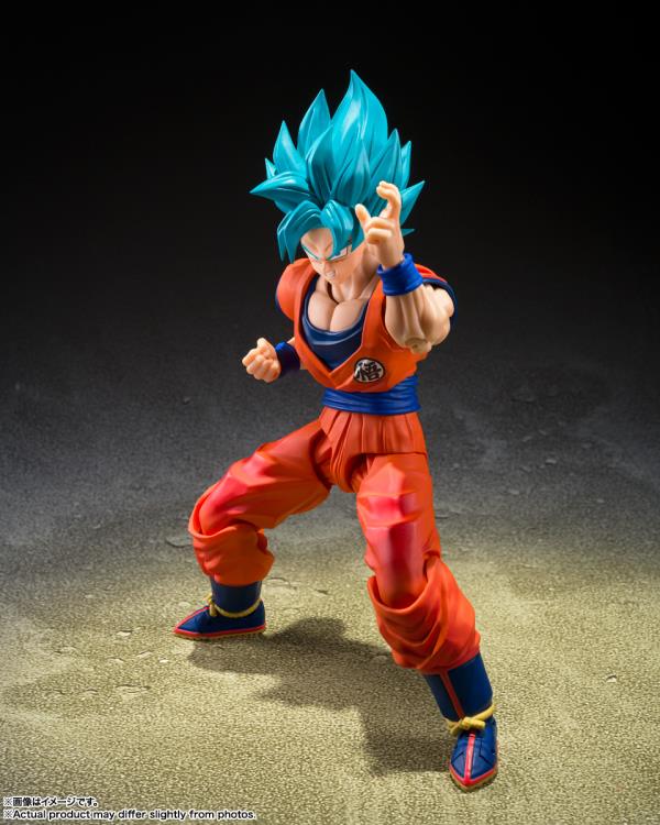 Dragon Ball Super S.H.Figuarts Super Saiyan God Super Saiyan Goku (Blue Power Transcending Limits) image 4