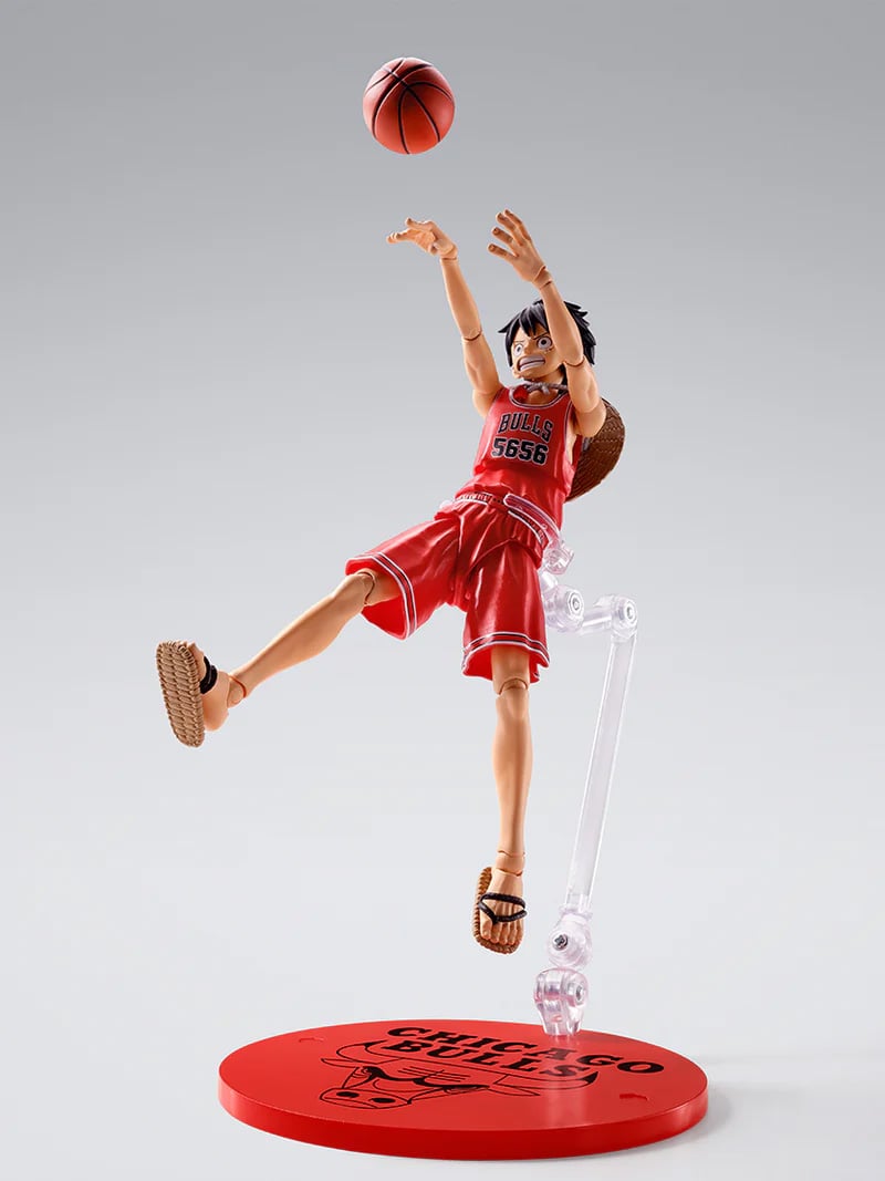 One Piece x NBA S.H.Figuarts Monkey D. Luffy (Chicago Bulls) Exclusive image 4
