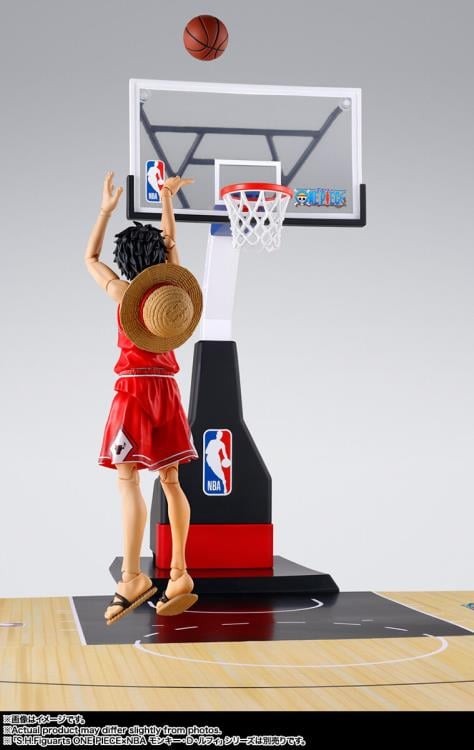 One Piece x NBA S.H.Figuarts Monkey D. Luffy (Chicago Bulls) Exclusive image 9