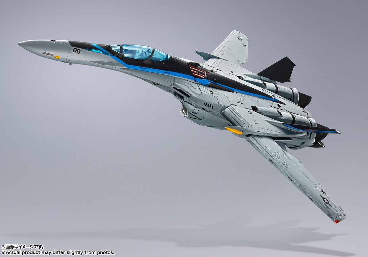 Macross Frontier DX Chogokin VF-25 Messiah Valkyrie (Top Gun: Maverick Ver.) image 5