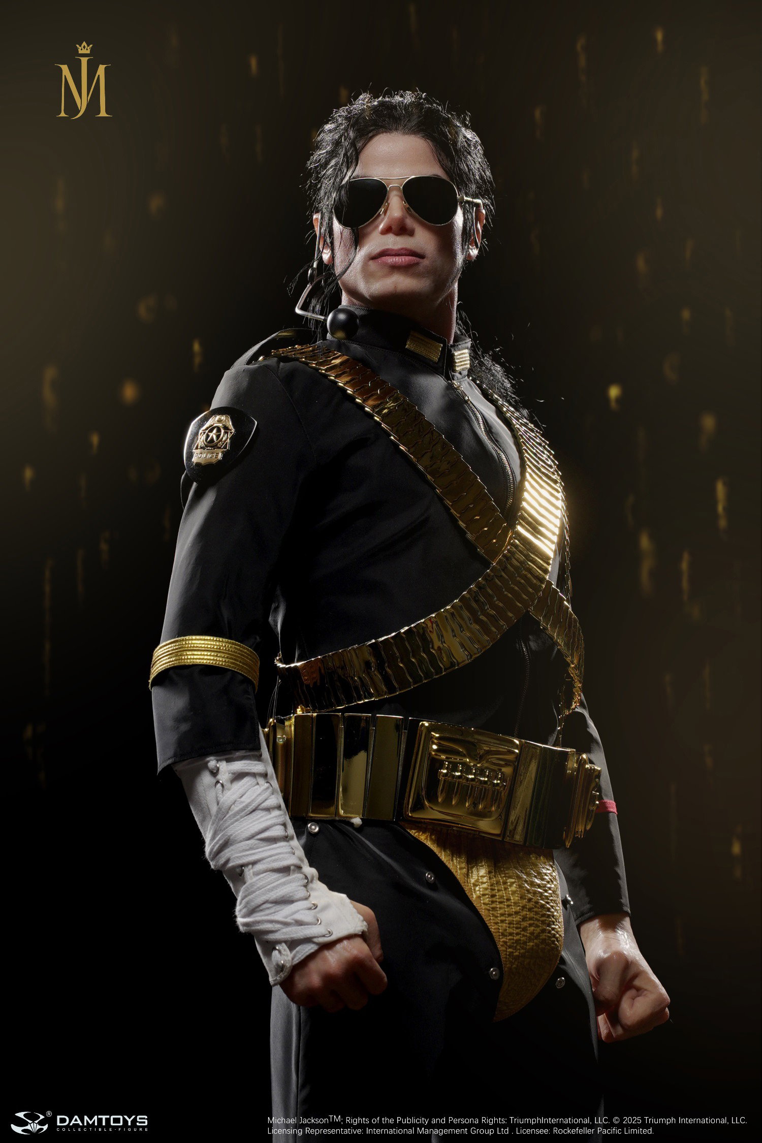 Dangerous Journey - Black Outfit (Standard Version) image 3