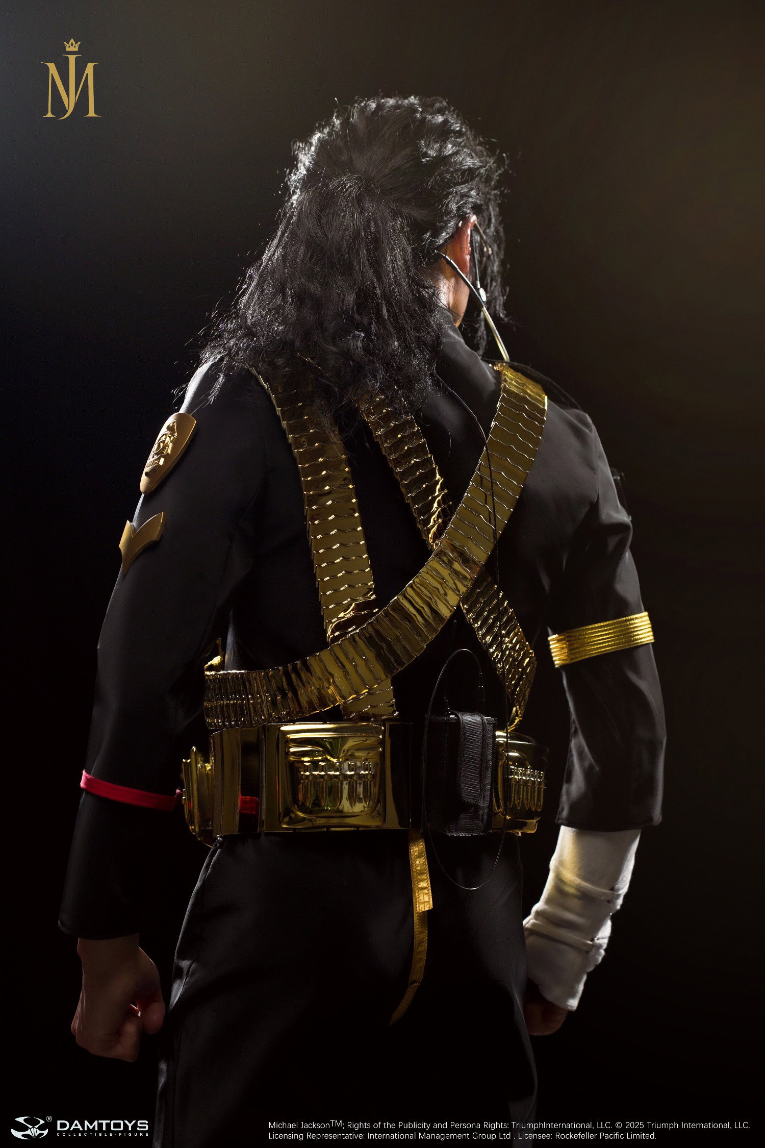 Dangerous Journey - Black Outfit (Standard Version) image 5