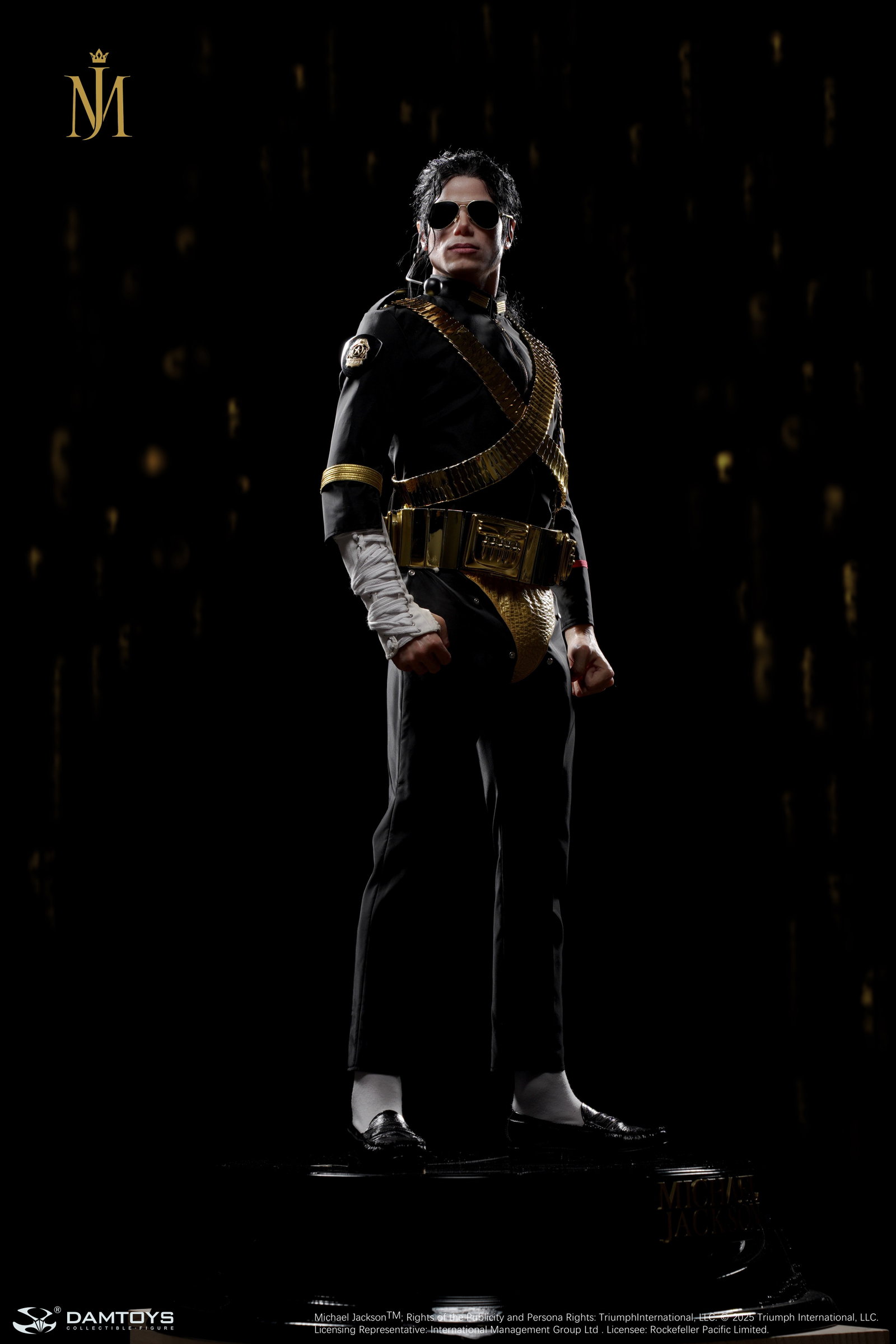 Dangerous Journey - Black Outfit (Standard Version) image 9