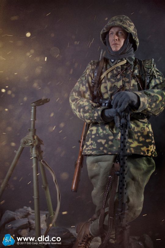 SS-Panzer-Division MG34 Gunner - Curtis image 2