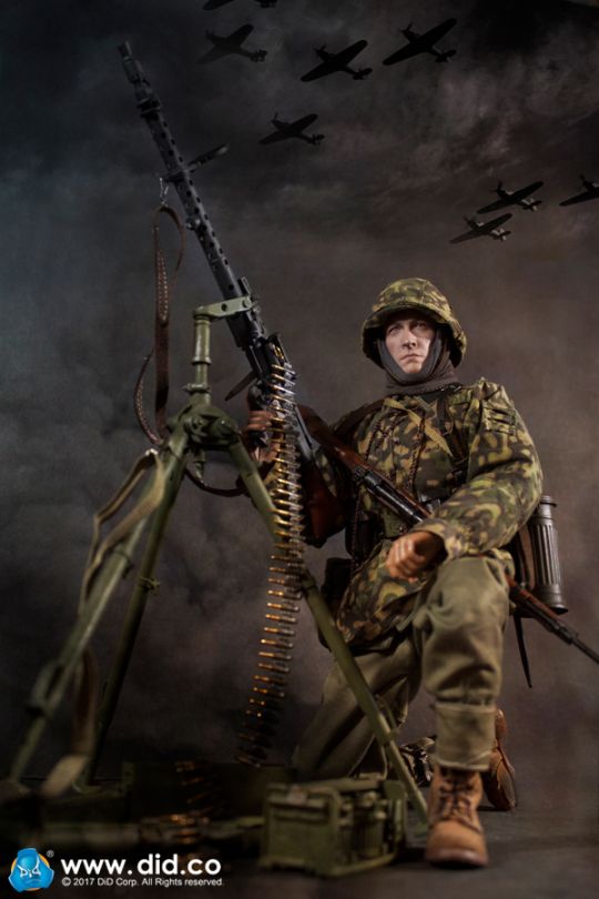 SS-Panzer-Division MG34 Gunner - Curtis image 8