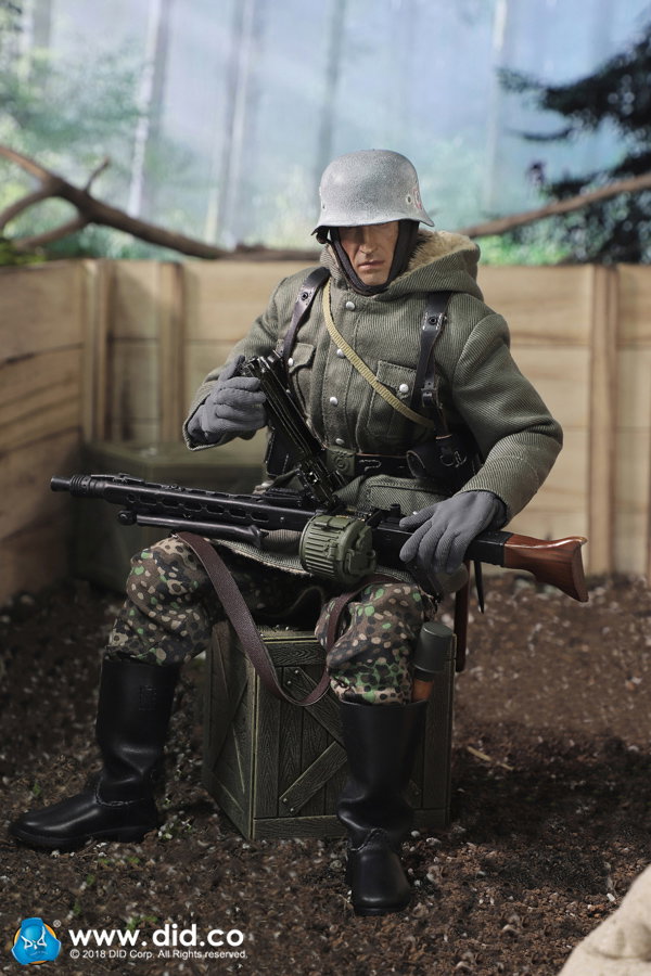 SS-Panzer-Division Das Reich MG42 Gunner - Dustin image 5