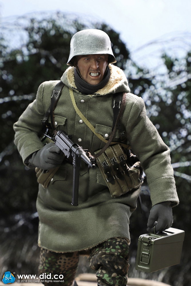 SS-Panzer-Division Das Reich MG42 Gunner - Egon image 7