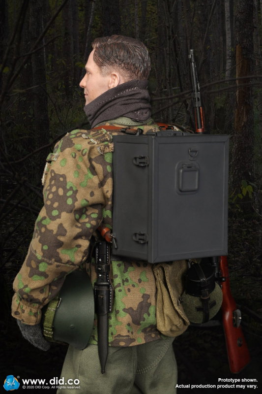 WWII Germany 20th Waffen Grenadier Division Of The SS (1st Estonian) Radio
Operator - Dennis image 9