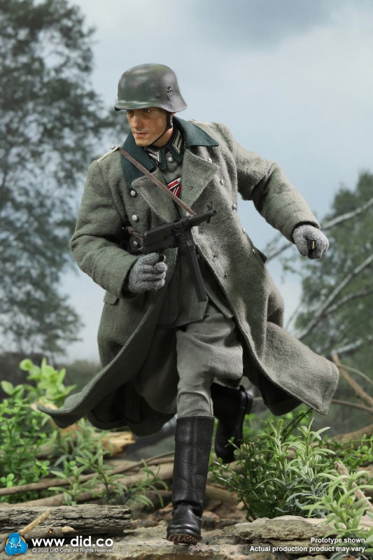 WWII German WH Infantry Oberleutnant - Winter image 6