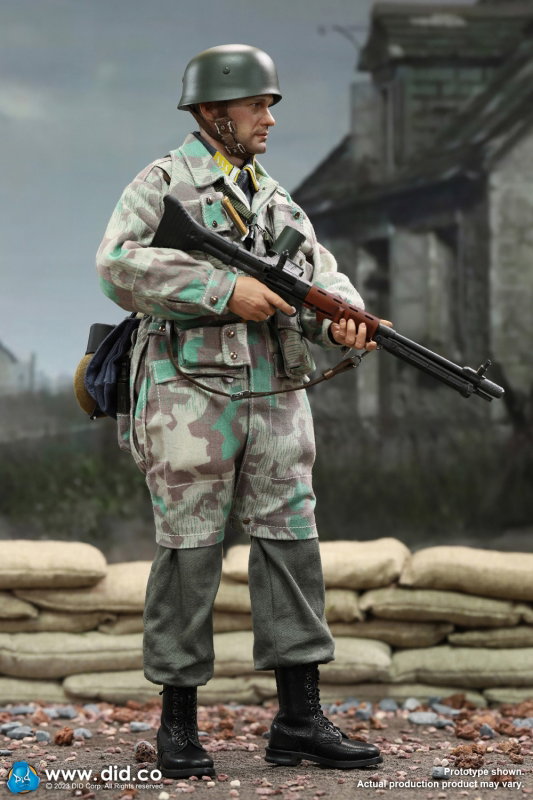 WWII German Fallschirmjager - Axel (DID 20th Anniversary Edition) image 4