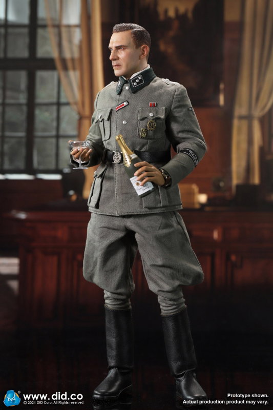 WWII German Officer - Amon Göth image 4