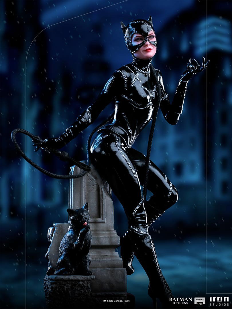 Catwoman - Batman Returns image 3