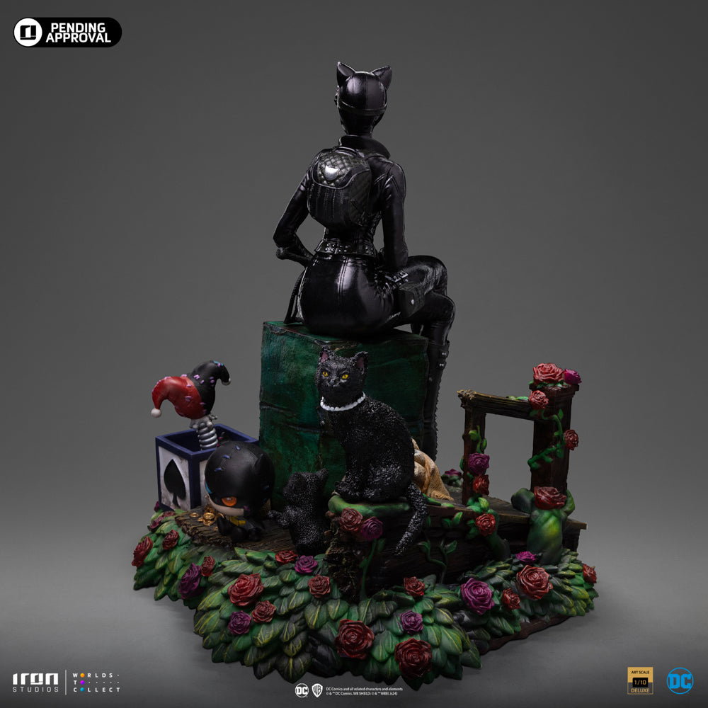 Catwoman Deluxe Gotham City Sirens image 5