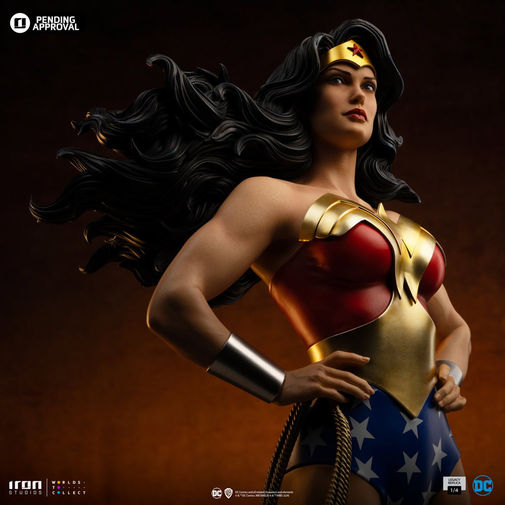 Wonder Woman - DC Trinity image 7