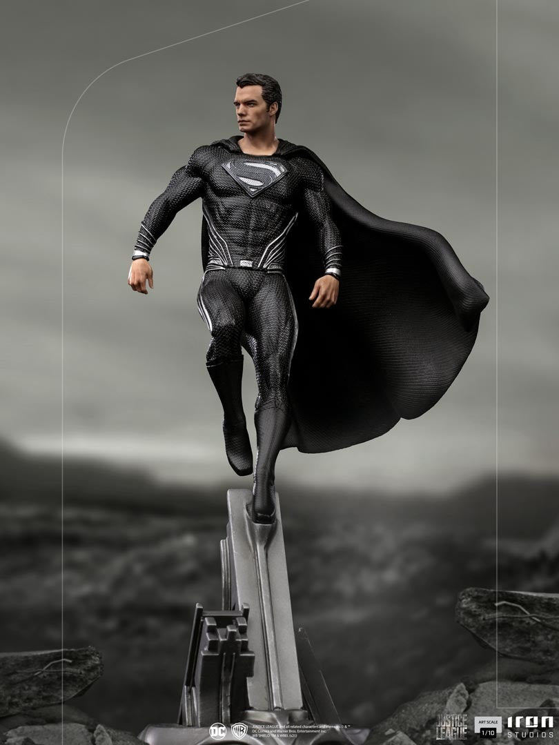 Superman Black Suit - Justice League image 2