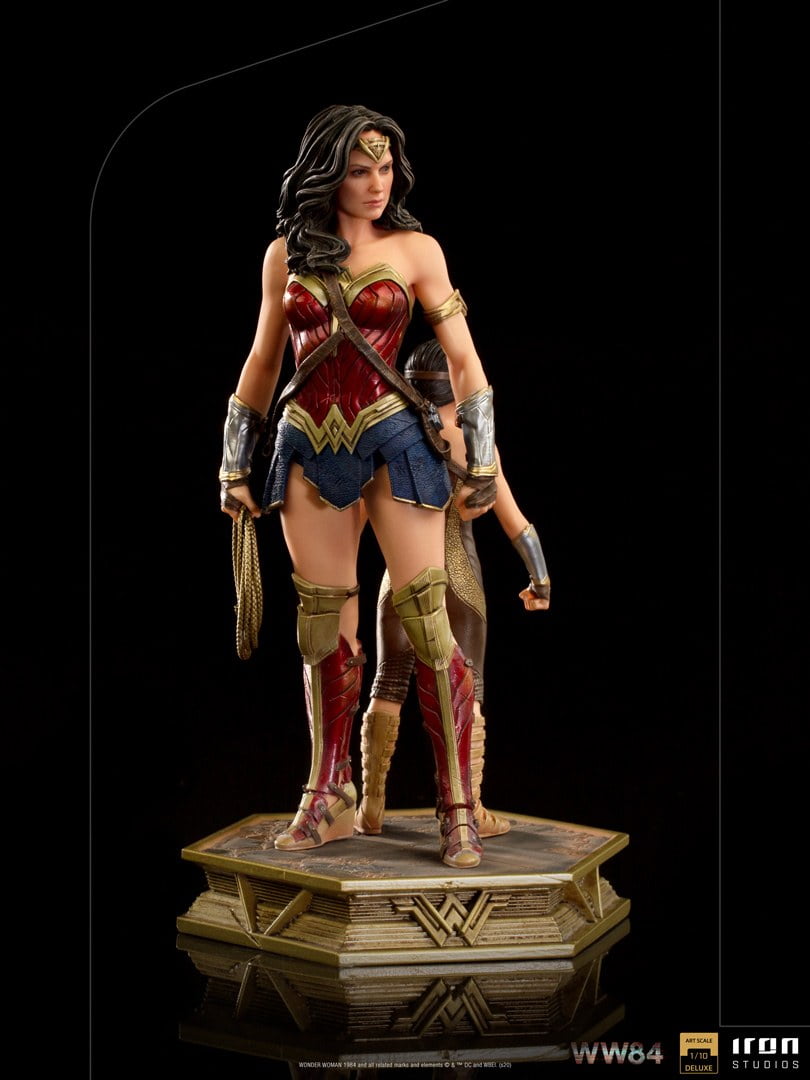 Wonder Woman and Young Diana - Wonder Woman 84 image 6