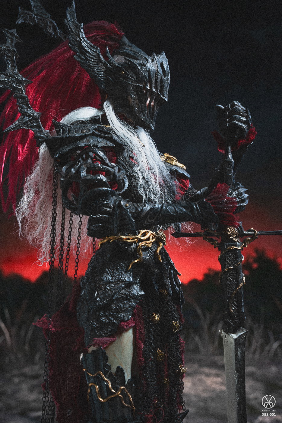 The Knight of Roses - the Thornbound Crown image 2