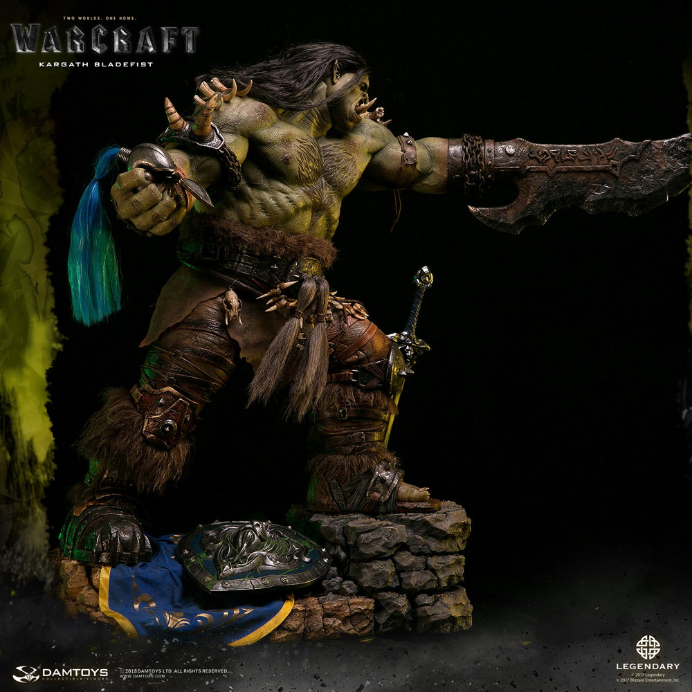 Blade Fist Exquisite Statue image 10