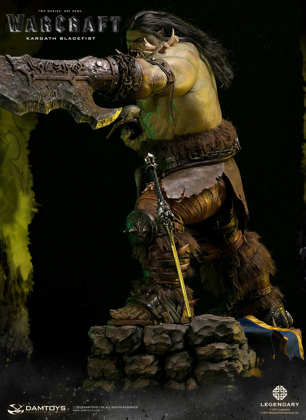Blade Fist Exquisite Statue image 3