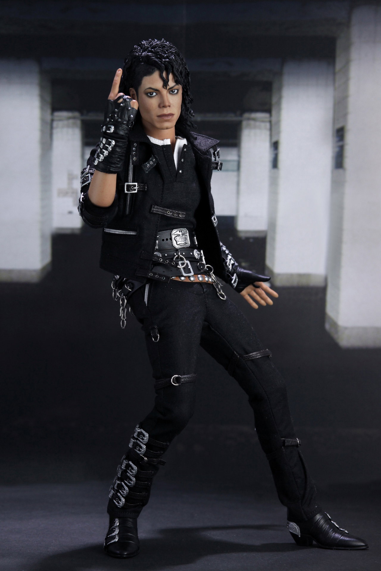 Michael Jackson (Bad) image 10