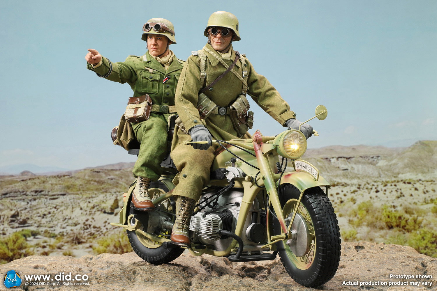 WWII German Zündapp KS 750 Motorcycle with sidecar (Camo) image 8