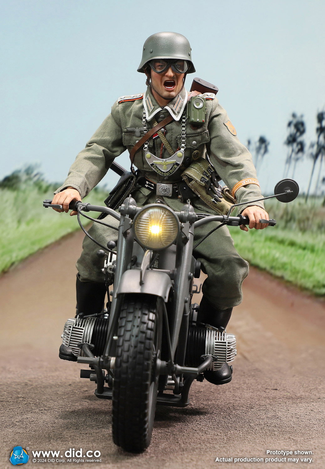 WWII German Zündapp KS 750 Motorcycle with sidecar (Grey) image 3