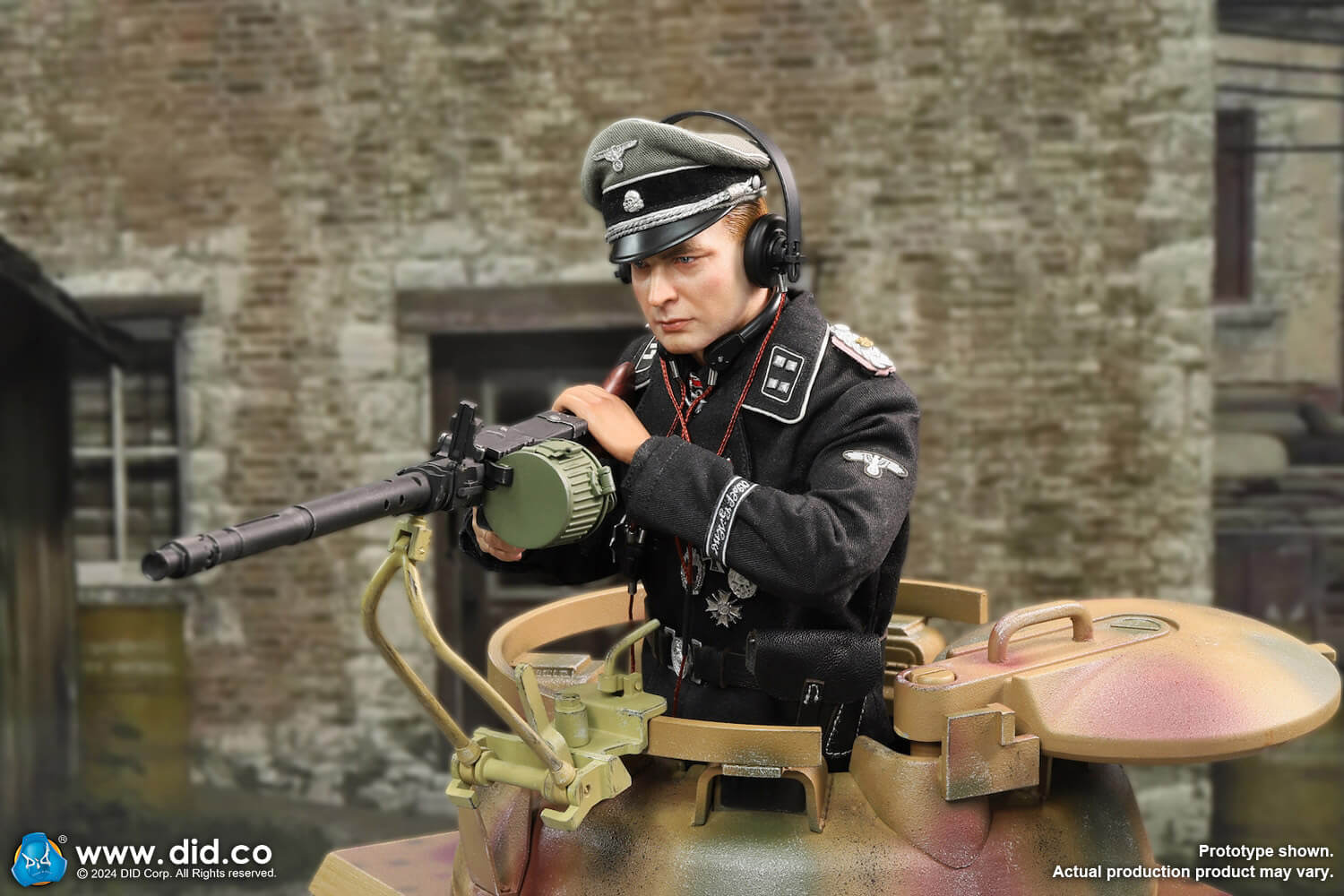 Panther tank diorama with MG34 image 4