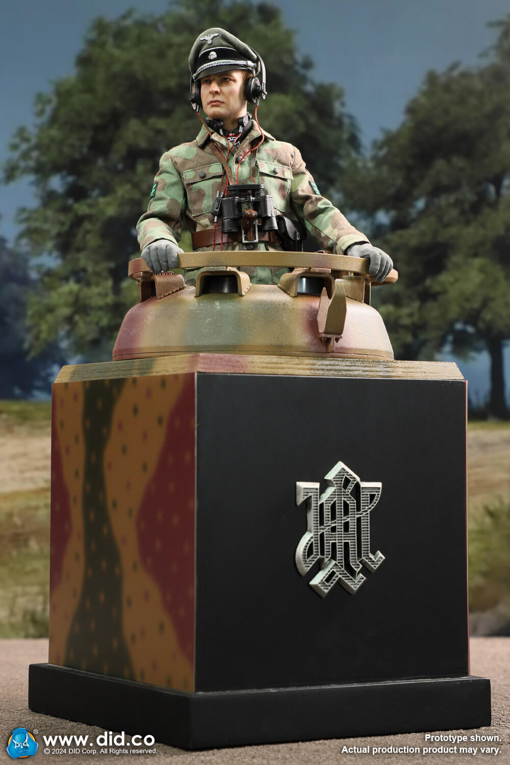Panther tank diorama with MG34 image 5