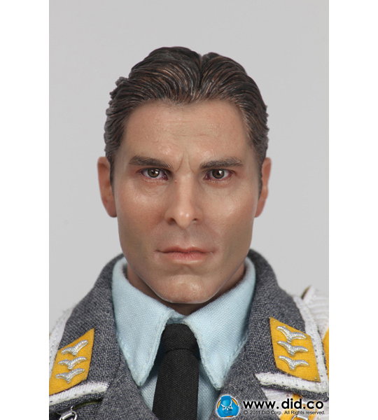 German Luftwaffe Standard-Bearer image 2