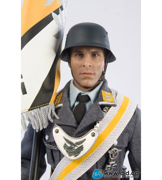 German Luftwaffe Standard-Bearer image 3