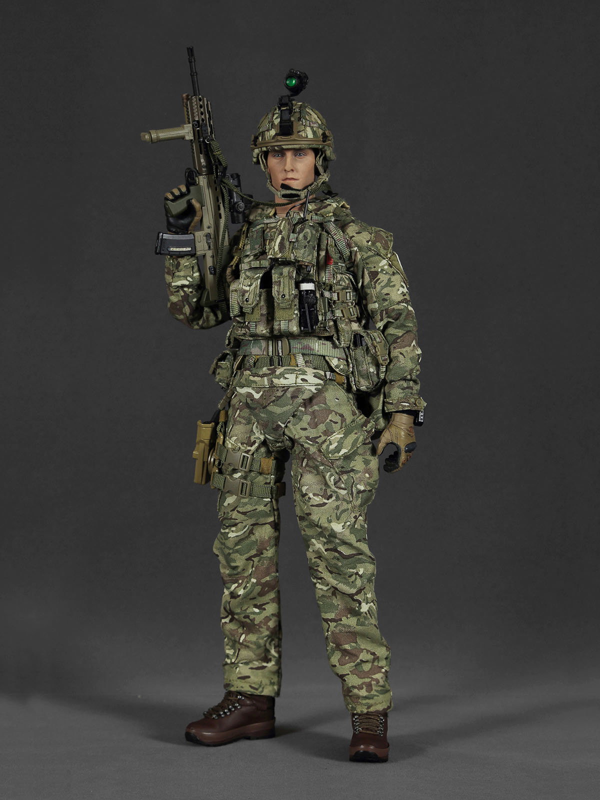 Modern British Rifleman image 10