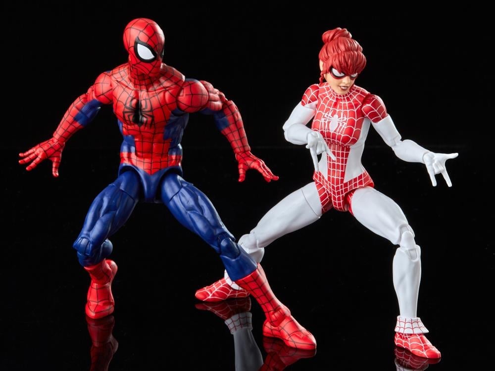 The Amazing Spider-Man Marvel Legends Spider-Man & Spinneret Two-Pack image 3