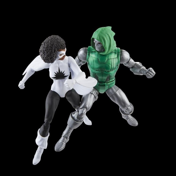 The Avengers 60th Anniversary Marvel Legends Captain Marvel vs. Doctor Doom Two-Pack image 7