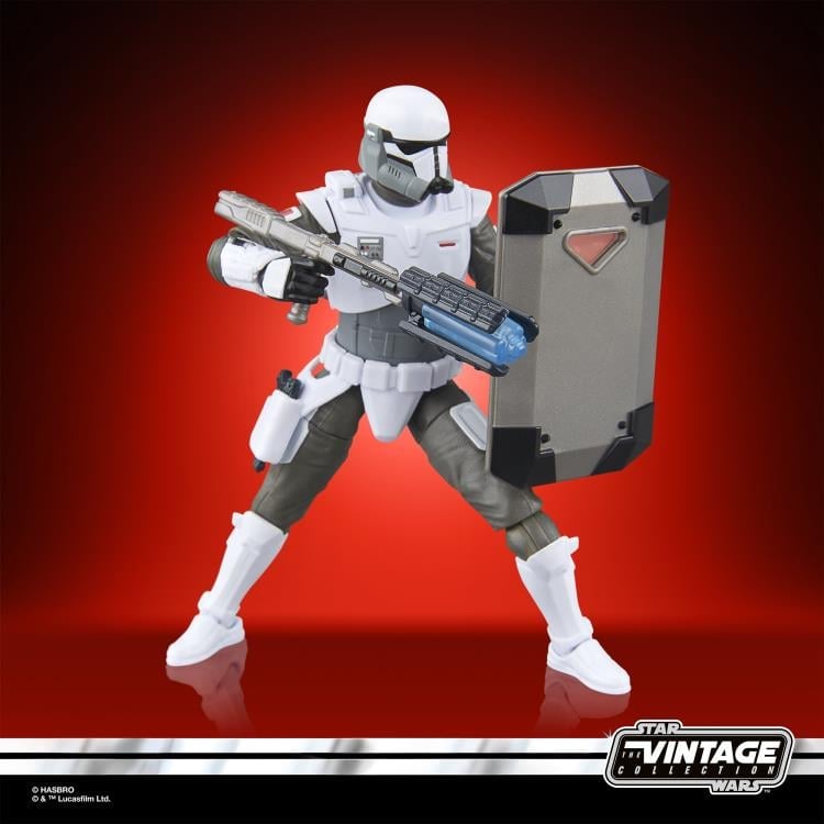 Star Wars: The Vintage Collection Imperial Armored Commando (The Mandalorian) Deluxe image 3