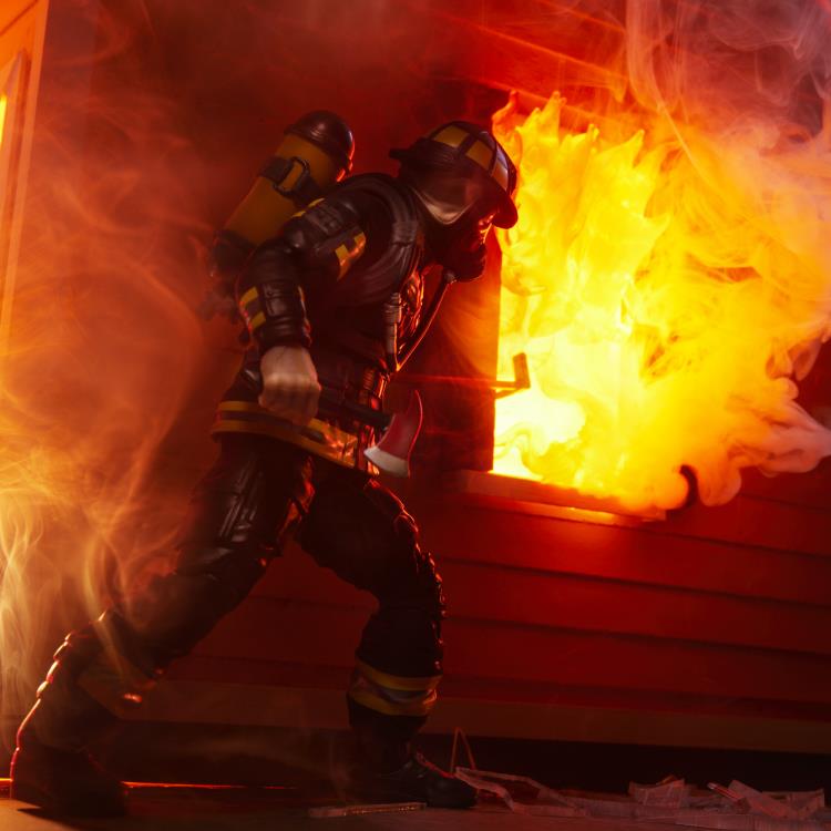 G.I. Joe Classified Series Legacy Collection Search & Rescue Firefighter image 4